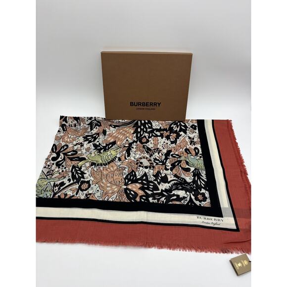 Burberry Multi-Color Print Scarf Size 195cm x 135cm – NWT - Picture 2 of 3